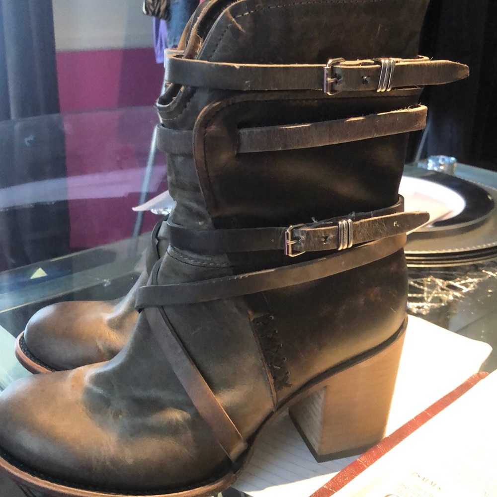 FREEBIRD by Steven Madden booties.